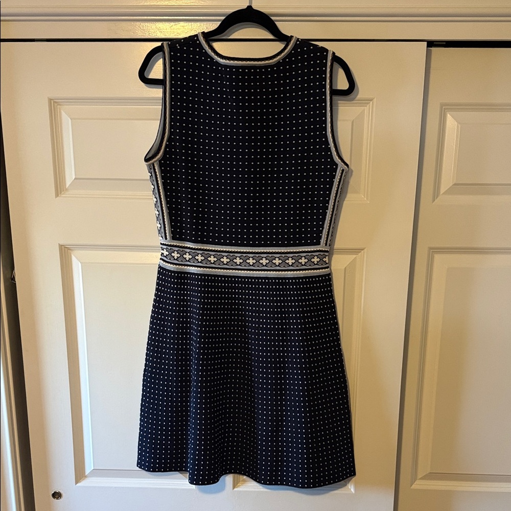 Tory Burch Navy and White Sleeveless Knit Fit-and-Flare Dress - Picture 4 of 4